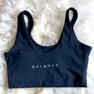 Balance Athletica - black sports bra - MD